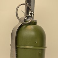Страйкбольная граната РГД5 Г4 металлическая скоба.